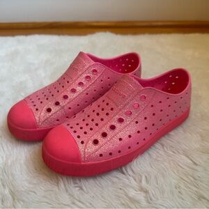 Kids Native Pink Sparkly Slip-On Shoes